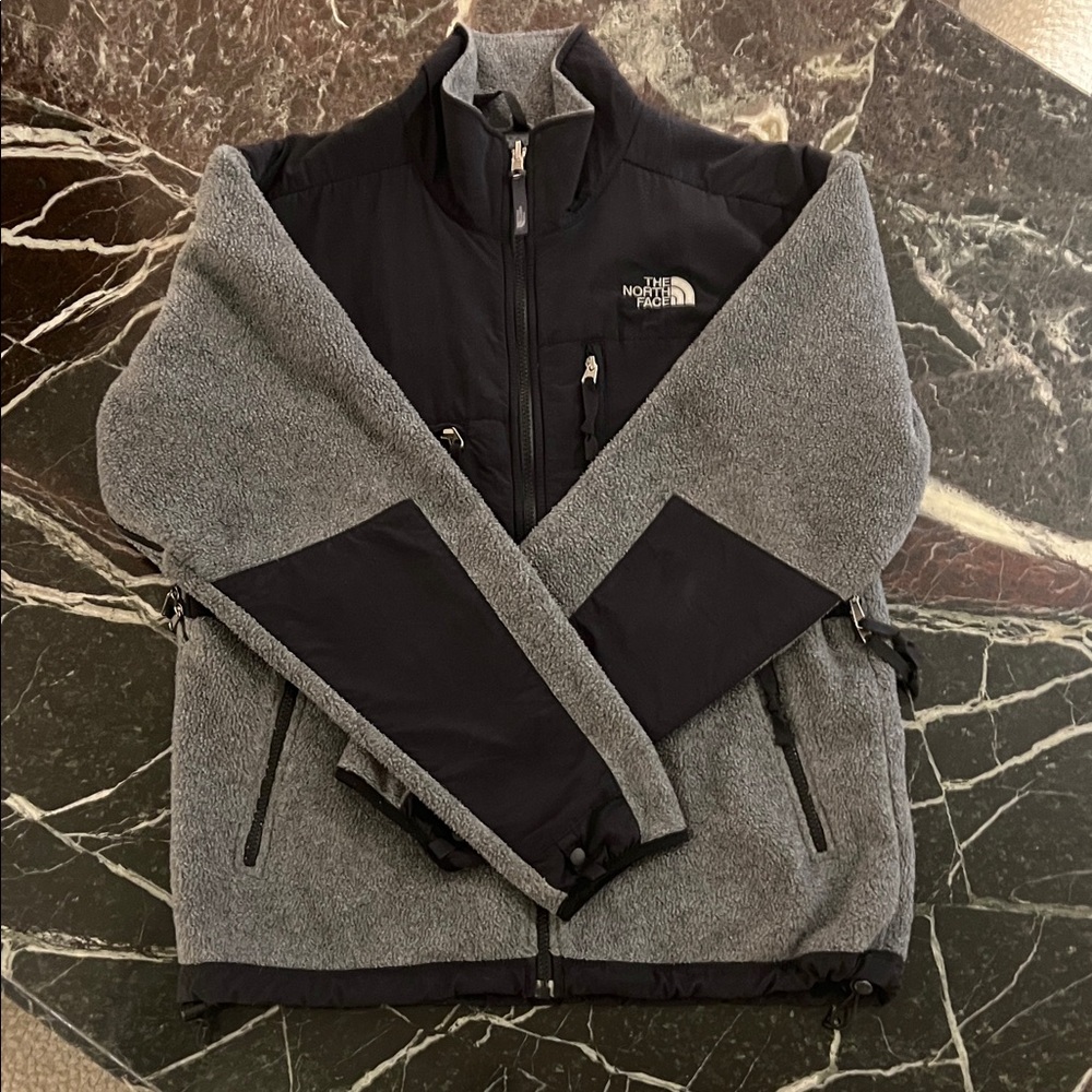 The North Face Men's Gray and Black Performance Jacket
